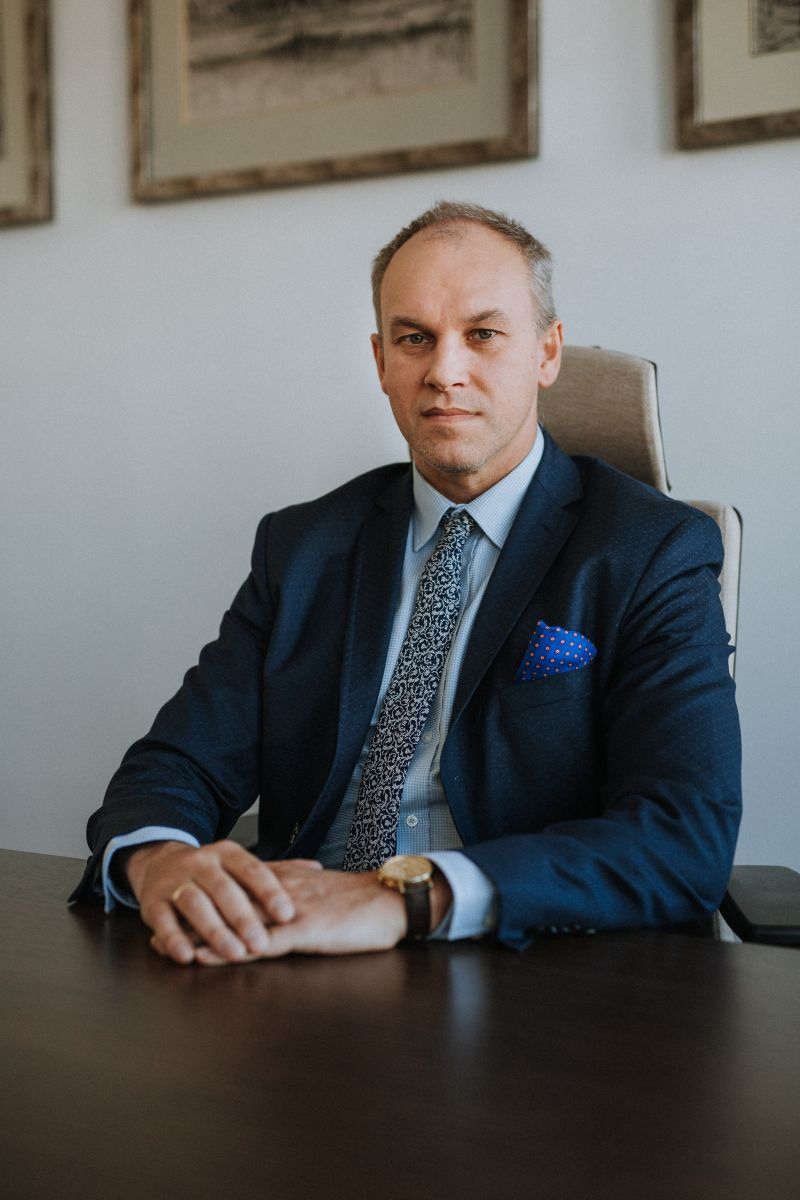 dr Krzysztof Maślankowski